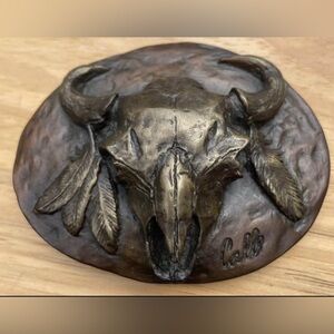 Vintage Paul Calle Rare
Hand Made Solid Bronze
Cast Buffalo Skull Belt Buckle